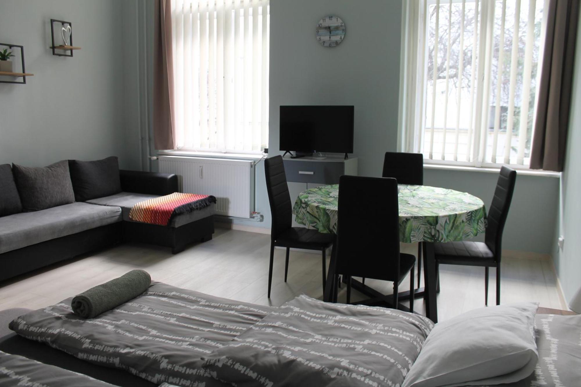 Dolce Vita Apartman Debreţin Exterior foto